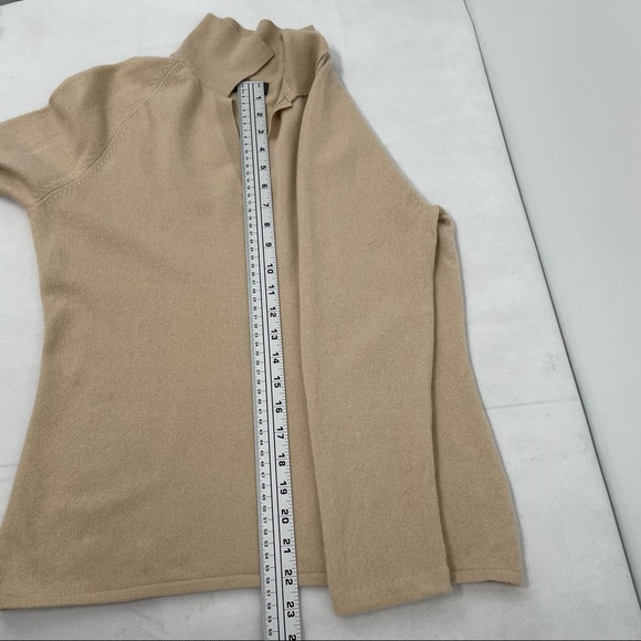 Classiques Entire Womens S 100% Cashmere  Long Sleeve Sweater V Neck  Beige - Picture 6 of 9